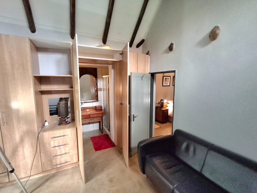 5 Bedroom Property for Sale in River Lodge Estate Free State